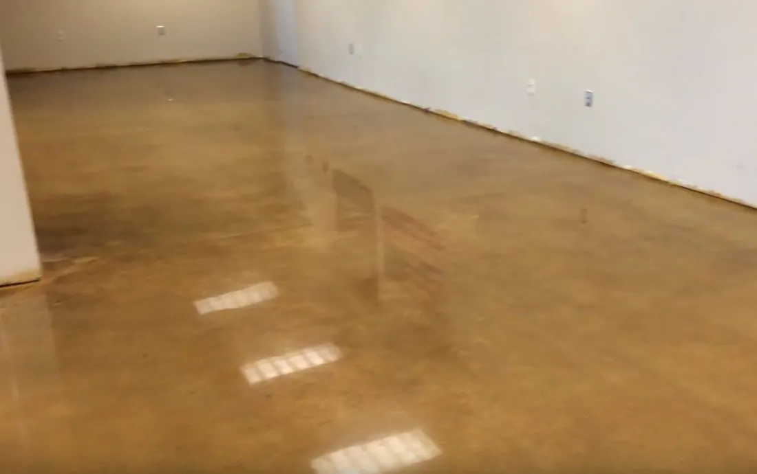 Commercial floor repair St. Petersburg